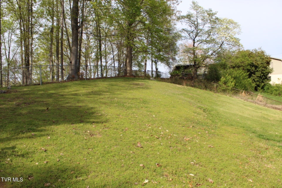 Photo #6: 605 Claremont Road