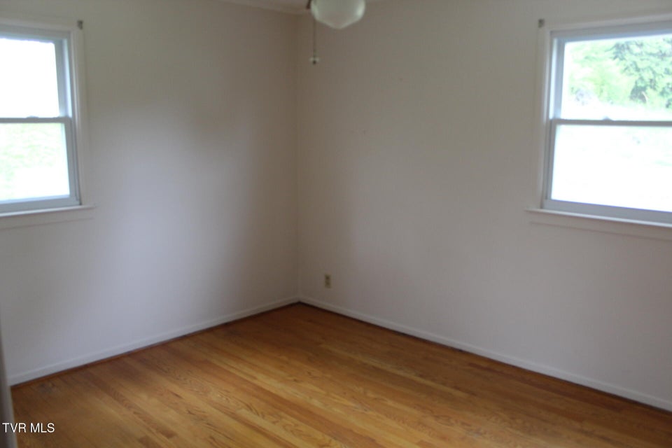 Photo #22: 605 Claremont Road