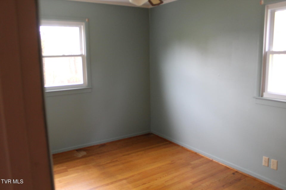 Photo #26: 605 Claremont Road