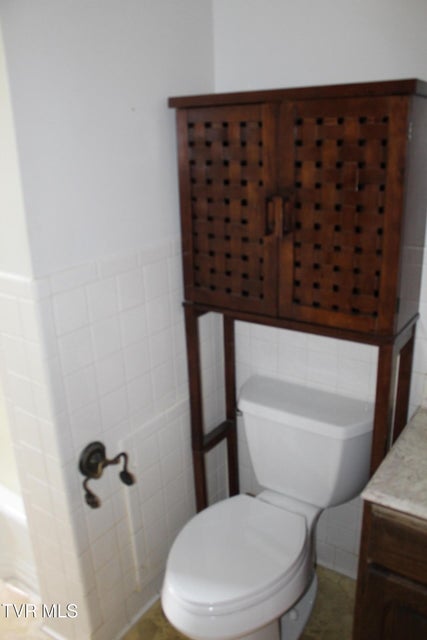 Photo #16: 605 Claremont Road