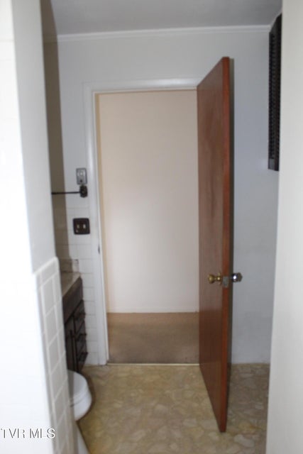 Photo #14: 605 Claremont Road