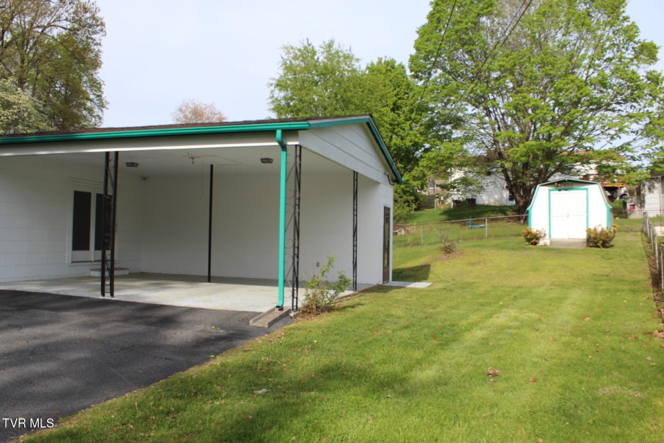 Photo #38: 605 Claremont Road