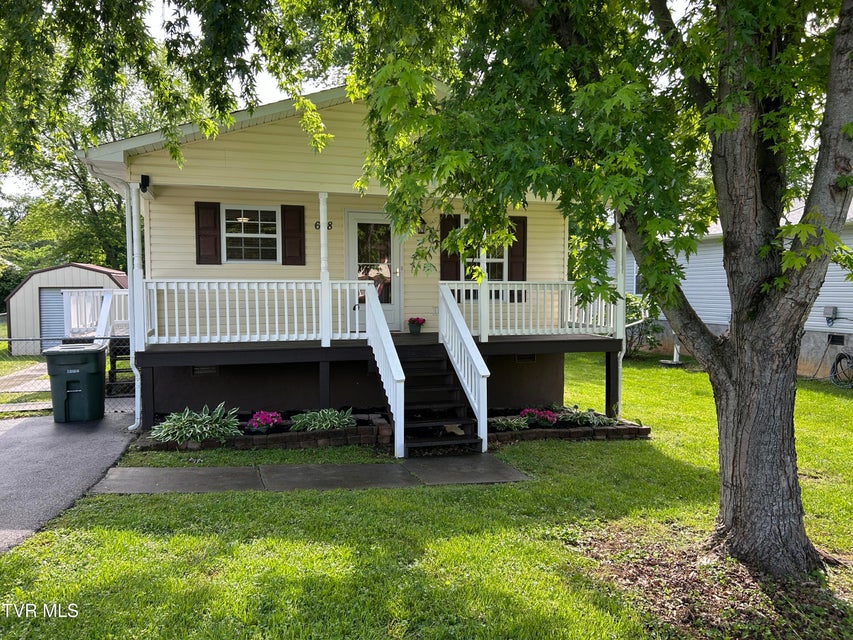 Photo #3: 608 Walnut Street