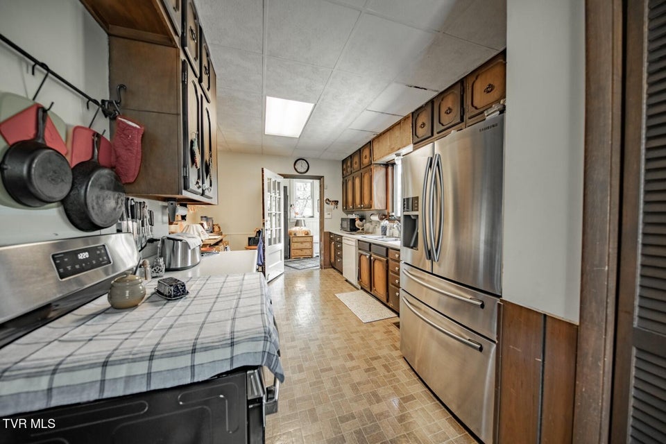 Photo #11: 294 Clifton Heights Rd