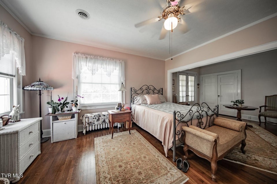 Photo #22: 294 Clifton Heights Rd