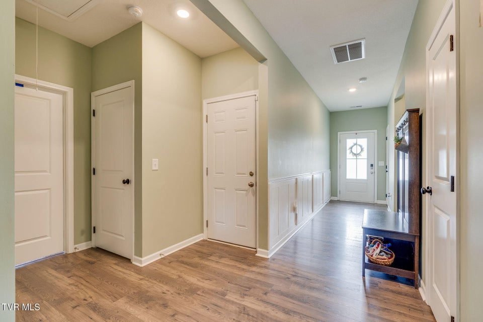Photo #5: 1063 Pampas Drive