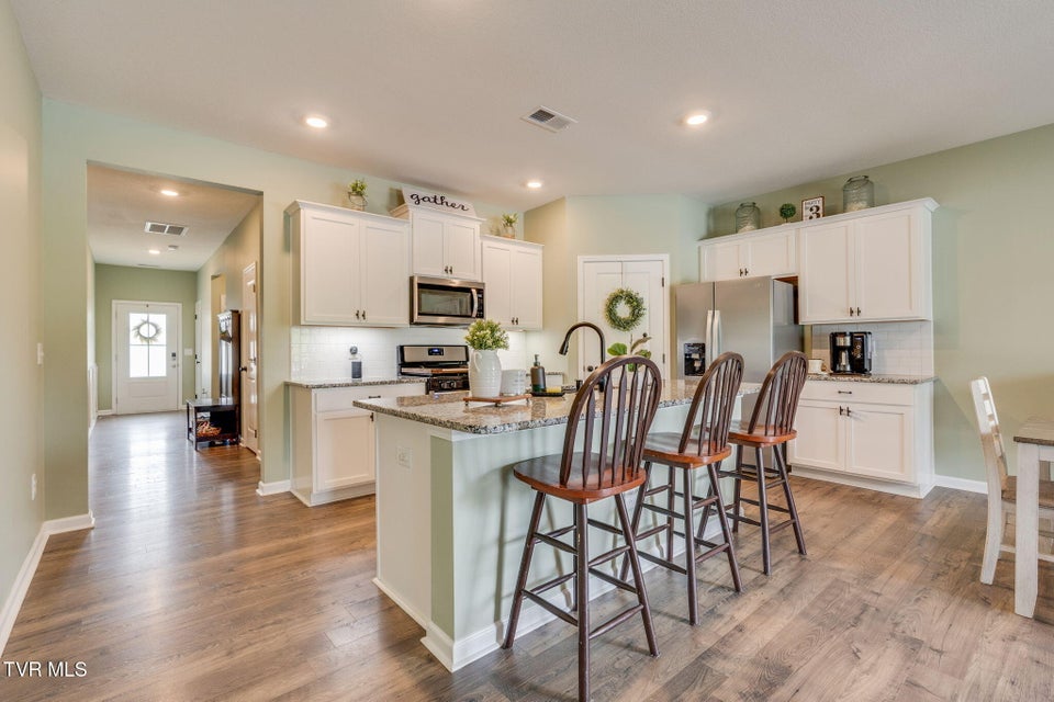 Photo #7: 1063 Pampas Drive
