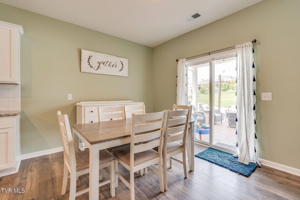 Photo #11: 1063 Pampas Drive