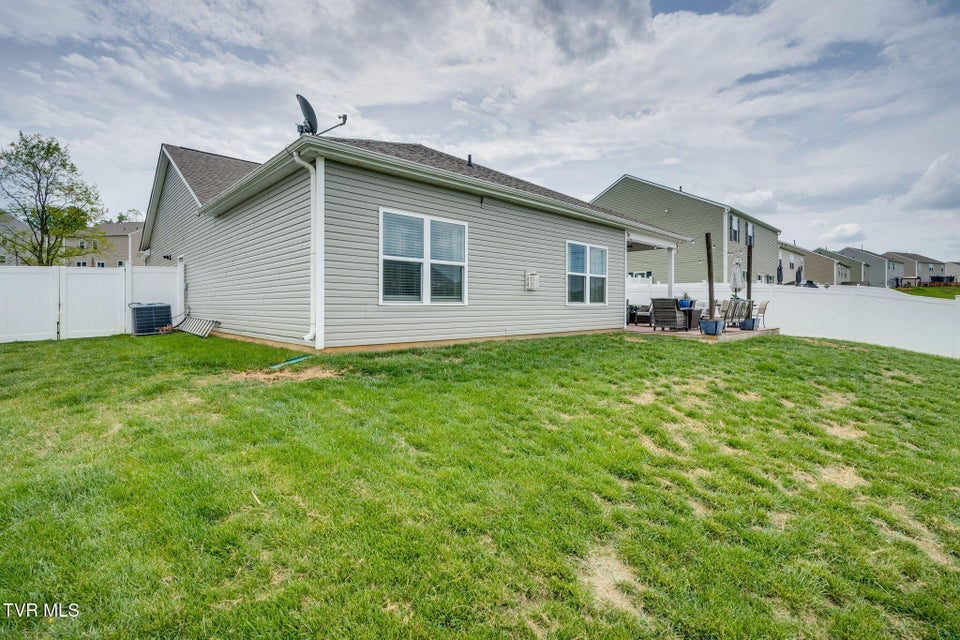 Photo #30: 1063 Pampas Drive