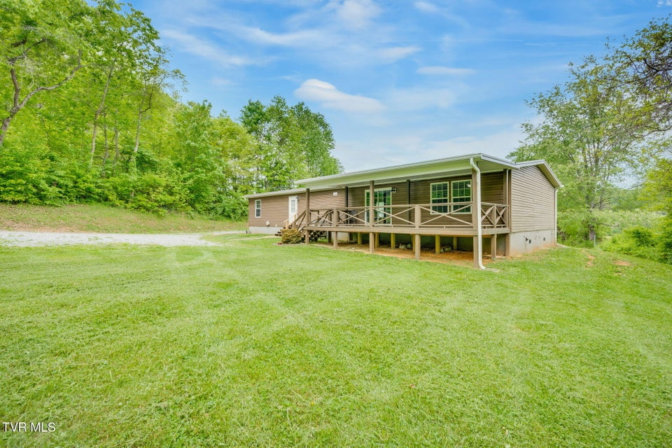 Photo #35: 474 Thornburg Road