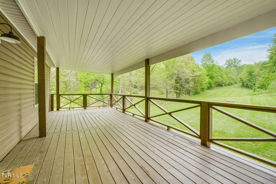Photo #38: 474 Thornburg Road
