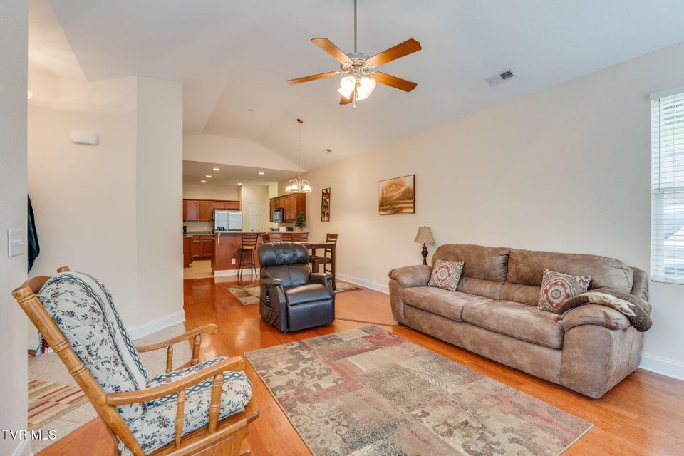 Photo #10: 1710 Skyland Falls Court