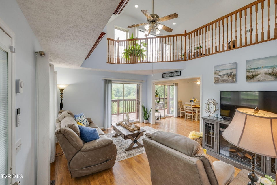 Photo #12: 12138 Dettor Road