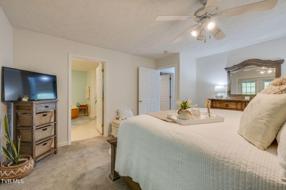 Photo #23: 12138 Dettor Road