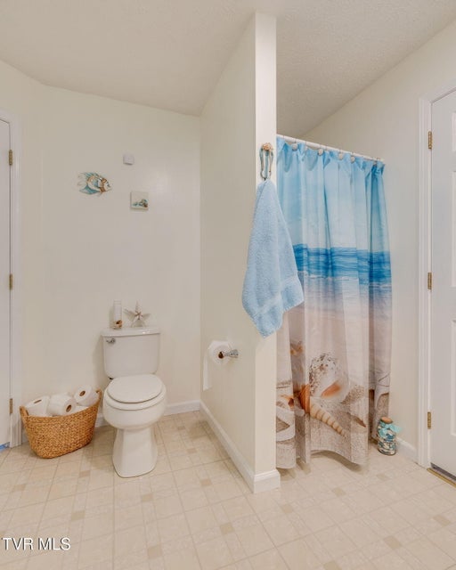 Photo #25: 12138 Dettor Road
