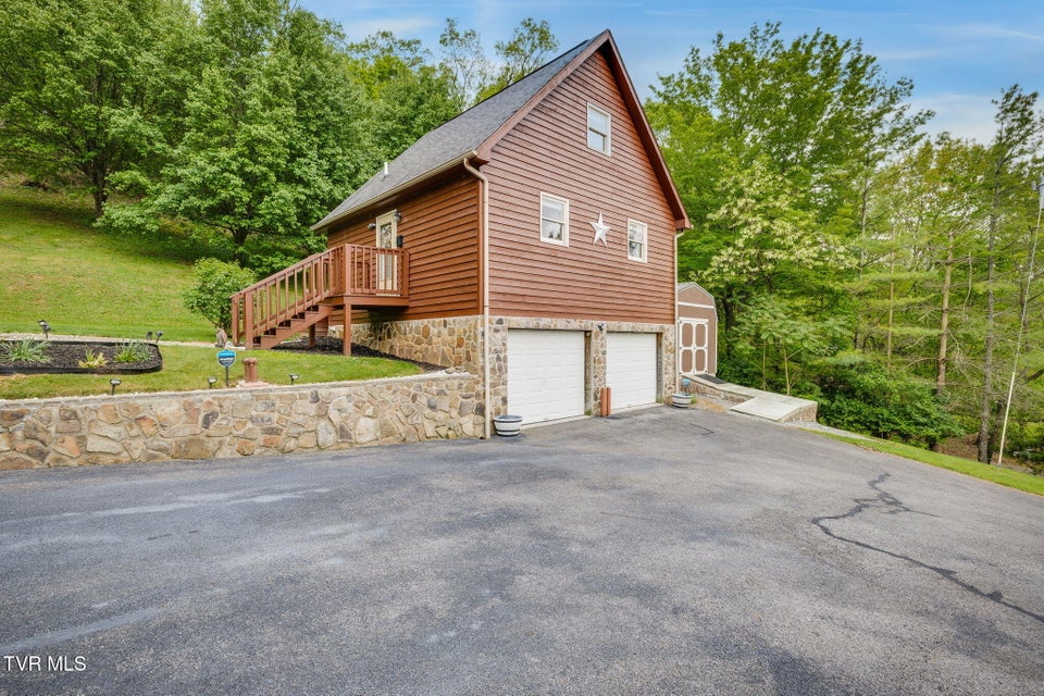 Photo #44: 12138 Dettor Road