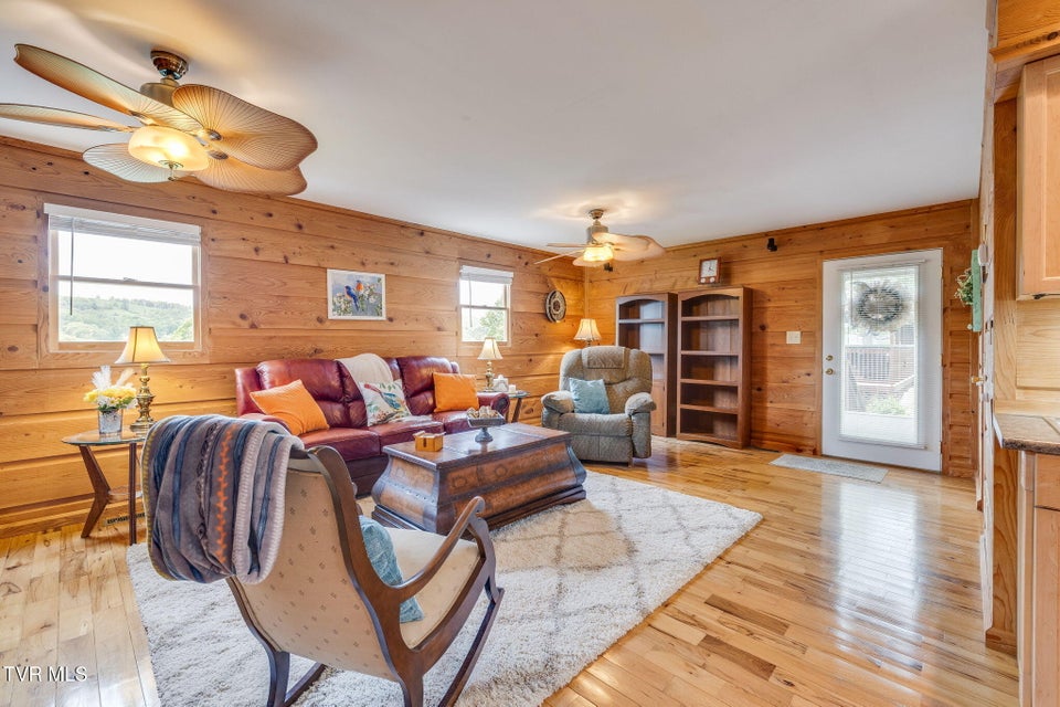 Photo #48: 12138 Dettor Road