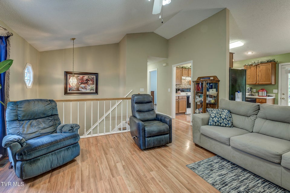 Photo #20: 115 Maple Ridge Drive