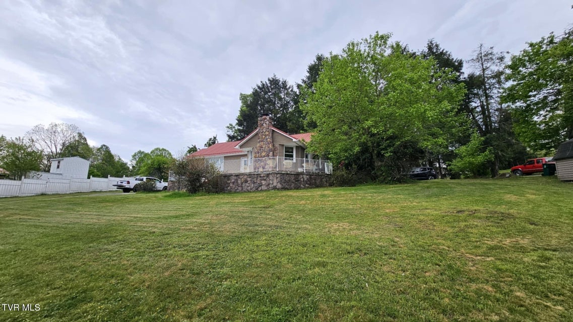 Photo #5: 616 Kiser Avenue