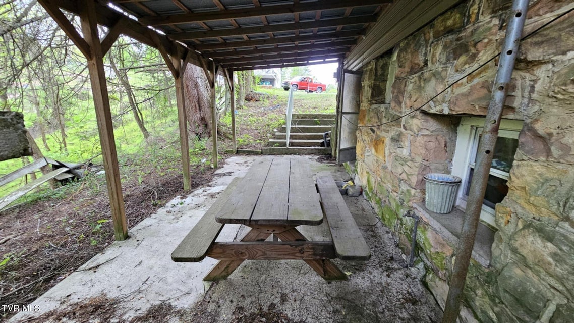 Photo #8: 616 Kiser Avenue