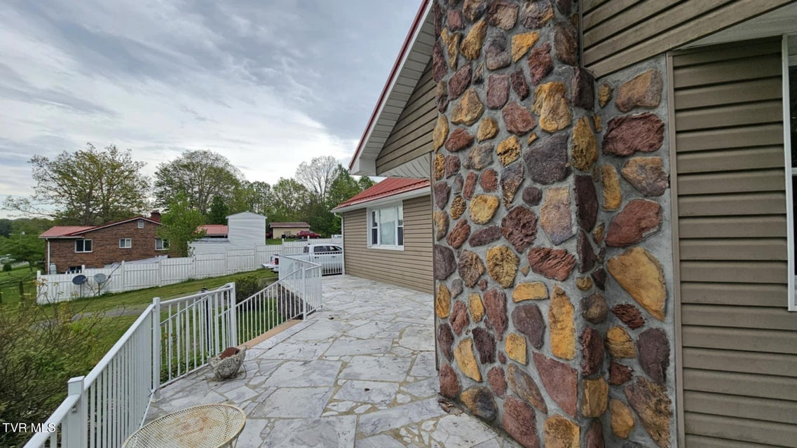 Photo #12: 616 Kiser Avenue