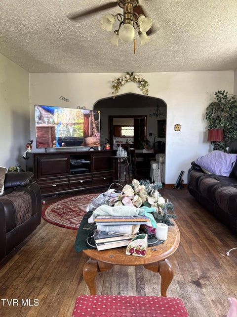 Photo #14: 616 Kiser Avenue