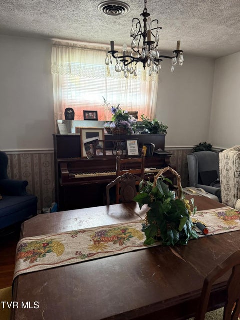 Photo #15: 616 Kiser Avenue