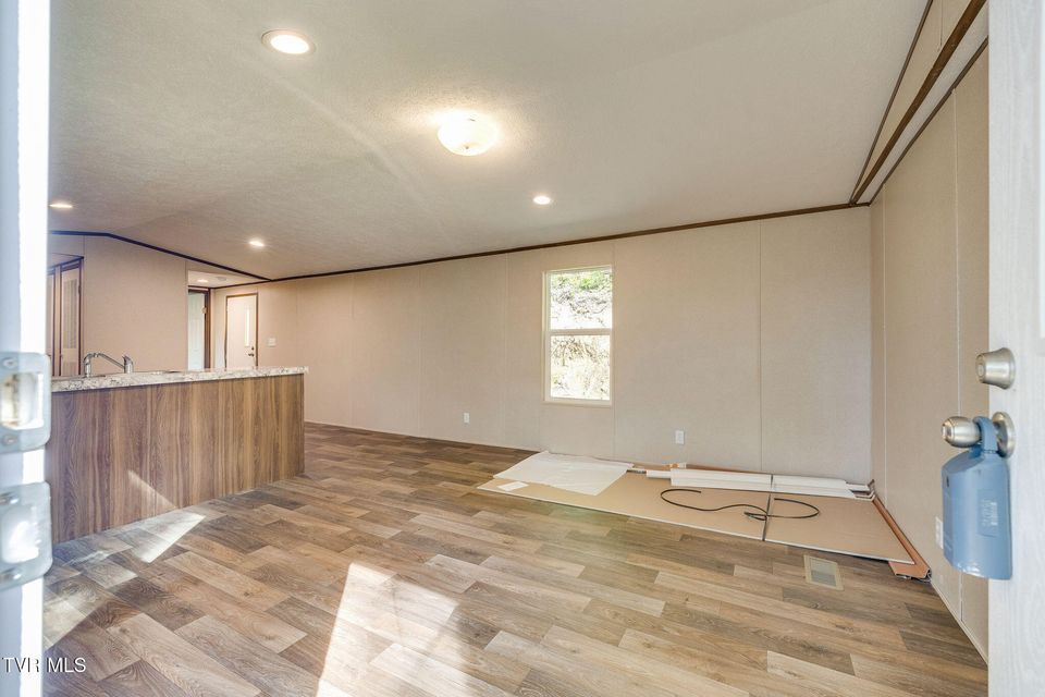 Photo #2: 1249 Marcum Avenue