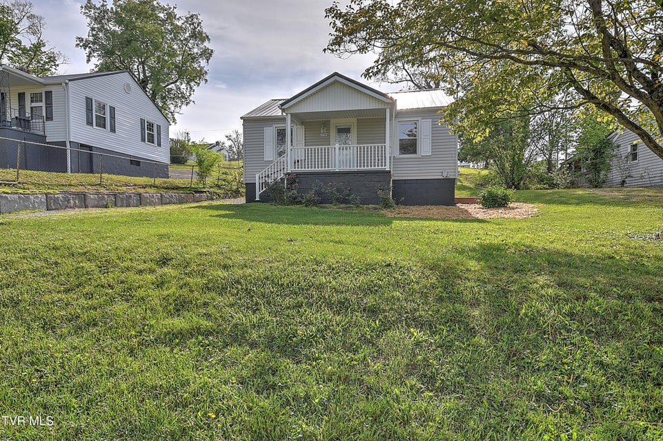 Photo #3: 236 Beaver Street