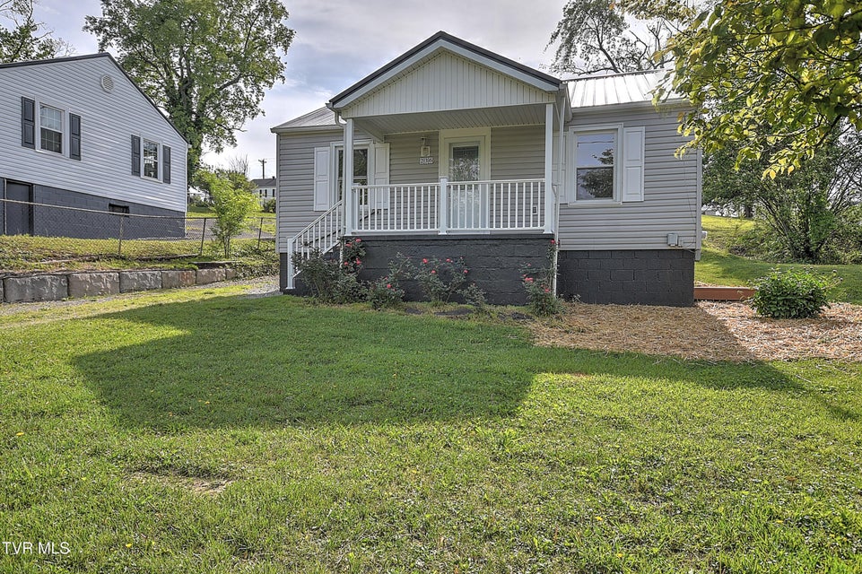 Photo #38: 236 Beaver Street