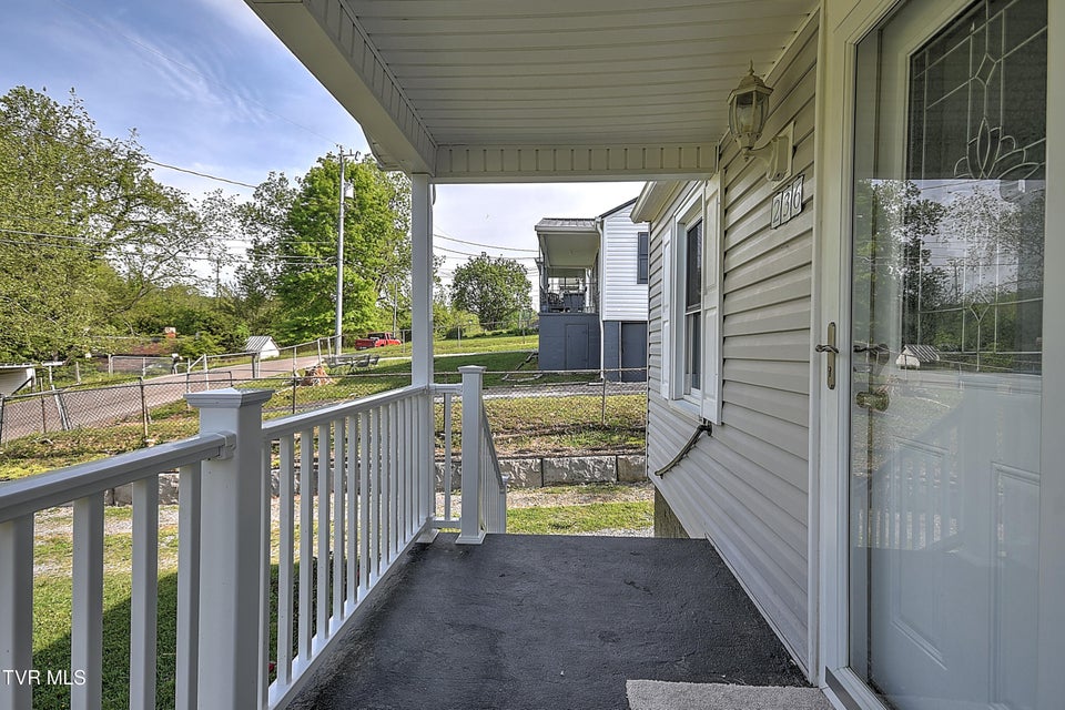 Photo #5: 236 Beaver Street