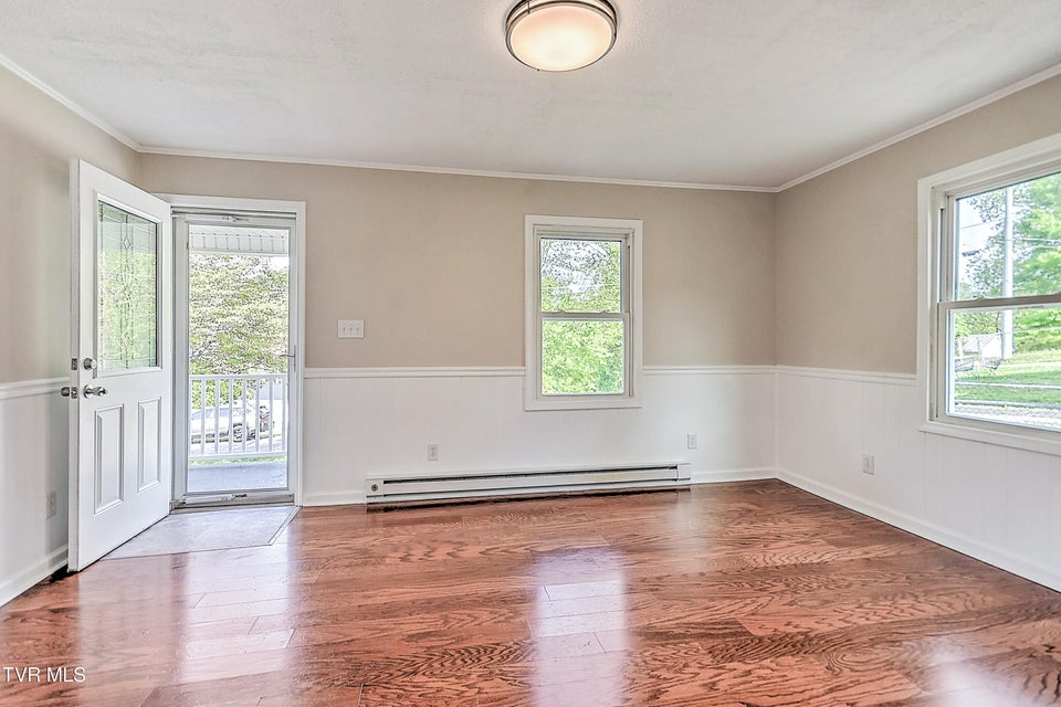 Photo #10: 236 Beaver Street
