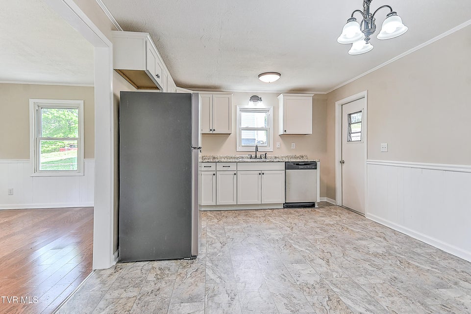 Photo #12: 236 Beaver Street