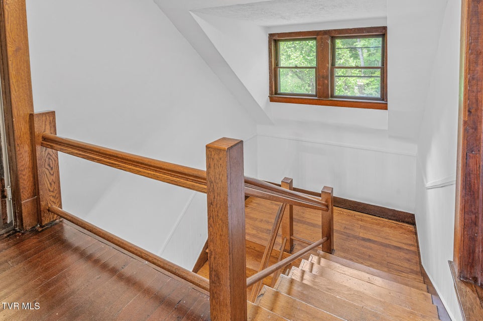 Photo #41: 243 Mason Place