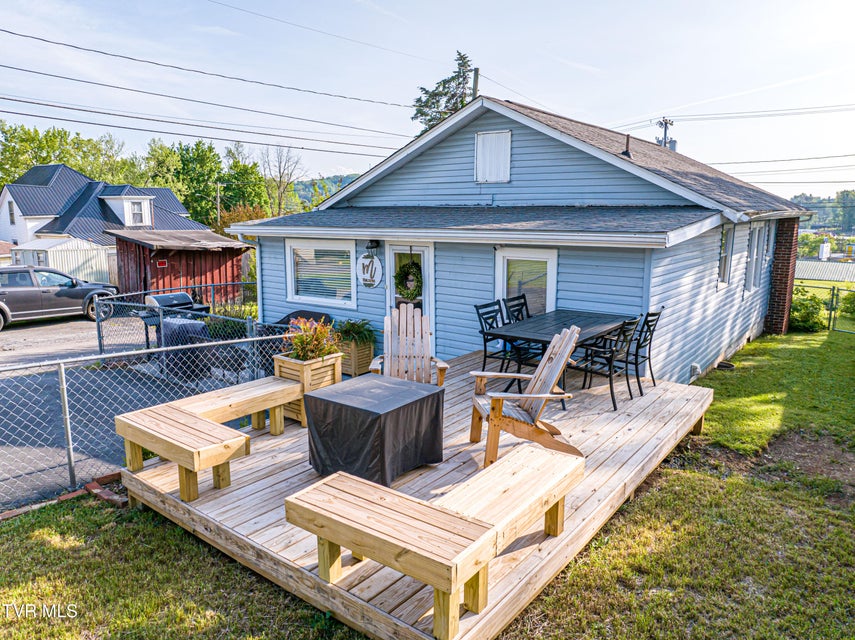 Photo #56: 719 Vernon Street