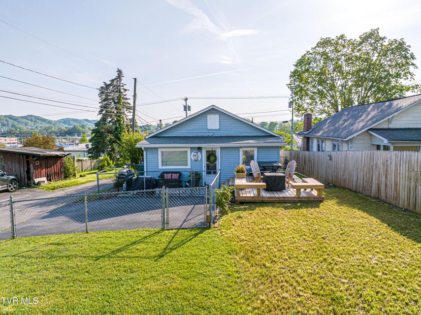 Photo #52: 719 Vernon Street