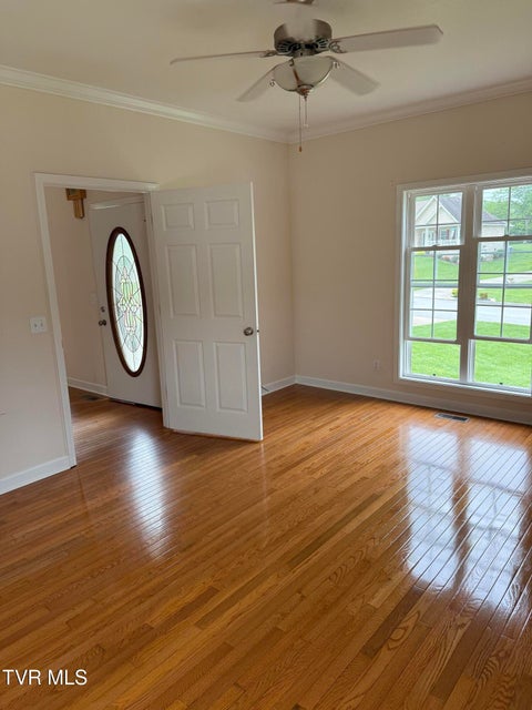 Photo #15: 241 Sunnyfield Drive