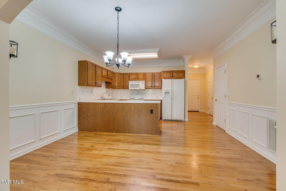Photo #10: 4111 Nickleby Court