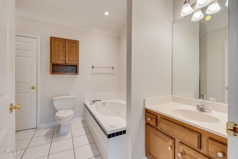 Photo #17: 4111 Nickleby Court
