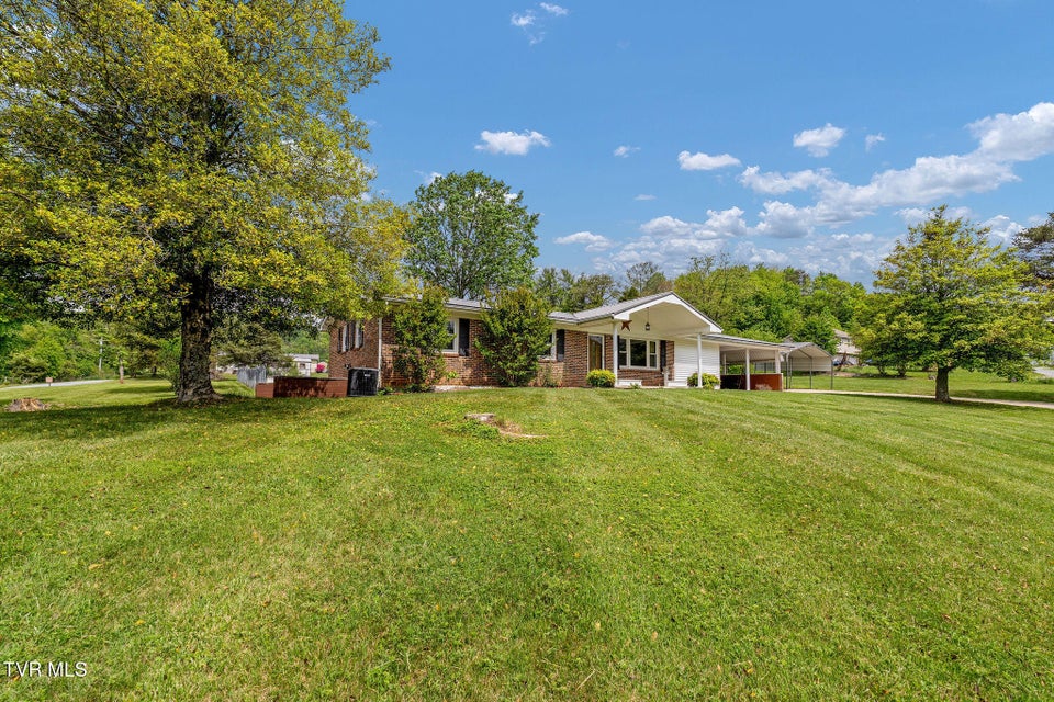 Photo #9: 214 Defriece Pvt Drive