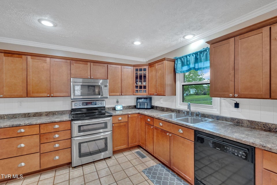 Photo #12: 1105 Greenlee Drive