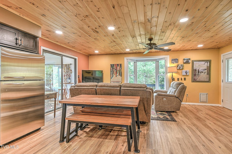 Photo #20: 190 Roanwood Road Road