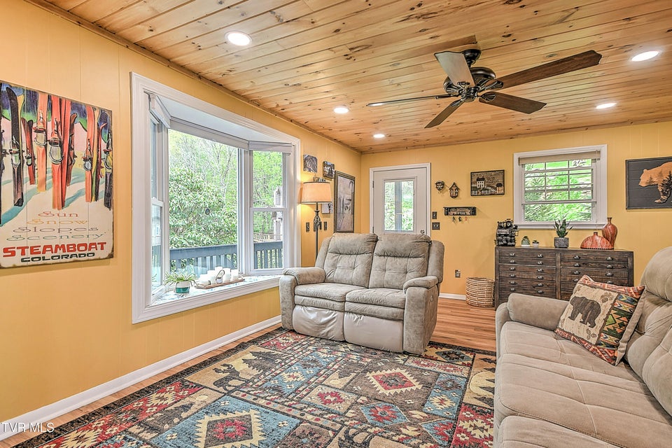 Photo #11: 190 Roanwood Road Road