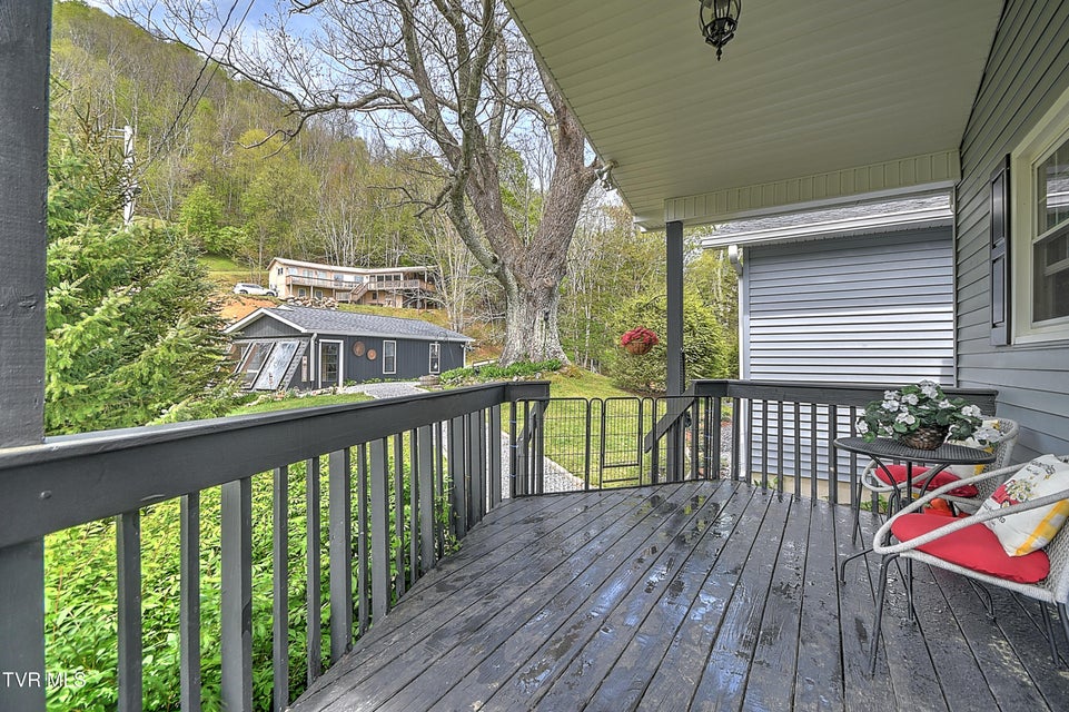 Photo #54: 190 Roanwood Road Road