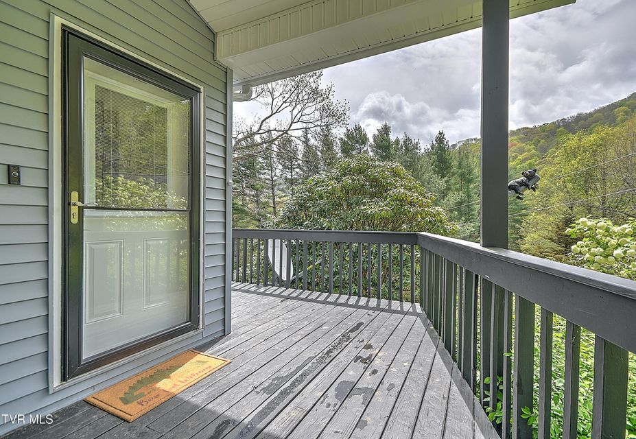 Photo #56: 190 Roanwood Road Road