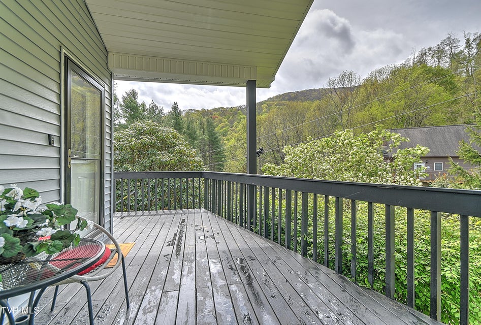 Photo #57: 190 Roanwood Road Road