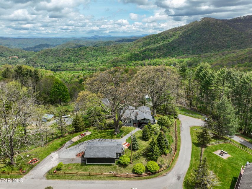 Photo #82: 190 Roanwood Road Road