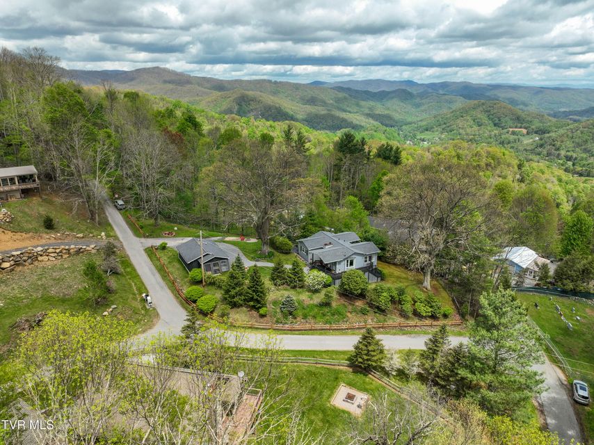 Photo #84: 190 Roanwood Road Road