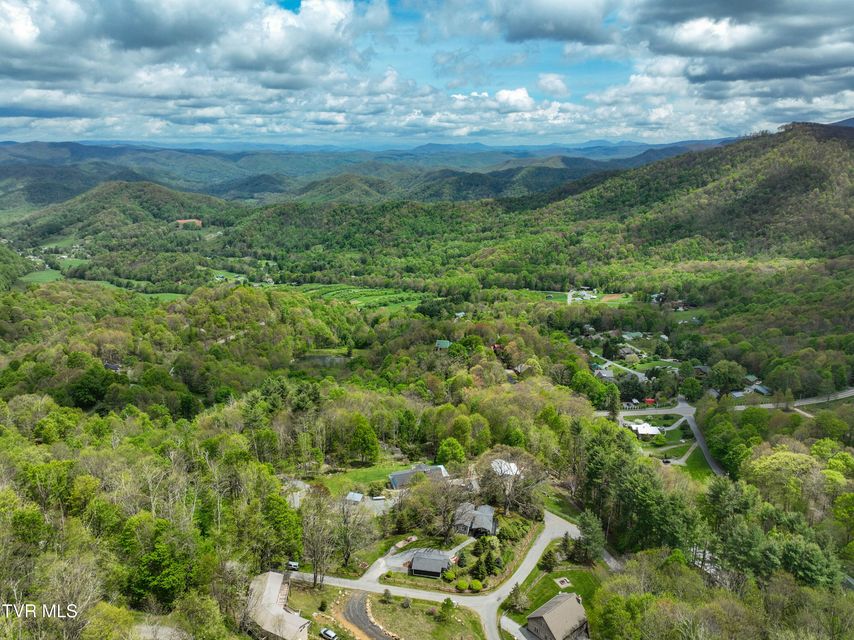 Photo #88: 190 Roanwood Road Road