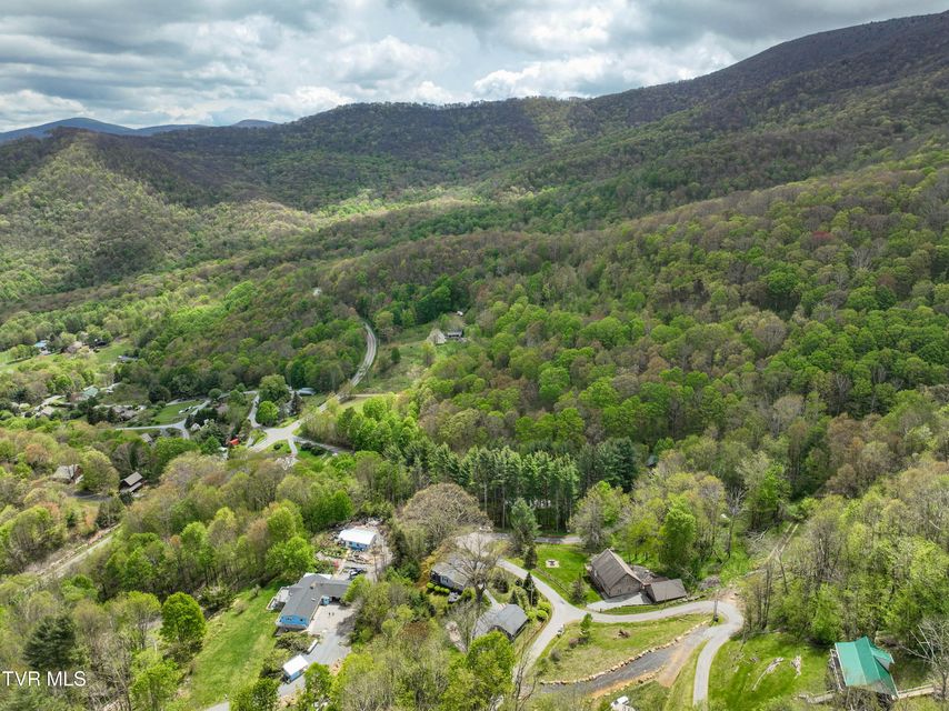 Photo #90: 190 Roanwood Road Road
